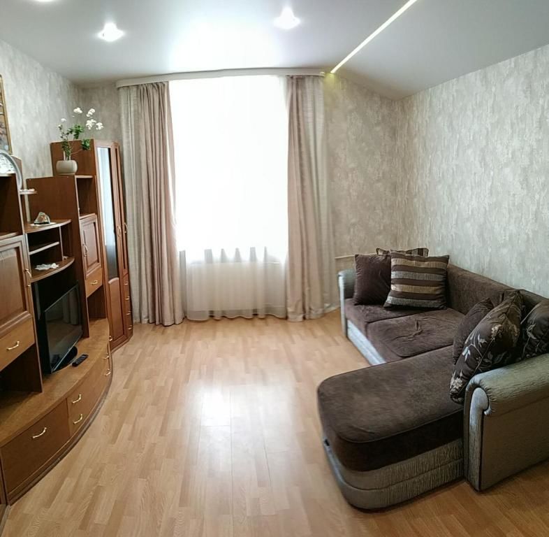 Апартаменты 2- ком. квартира в центре в Maladzyechna Молодечно-17